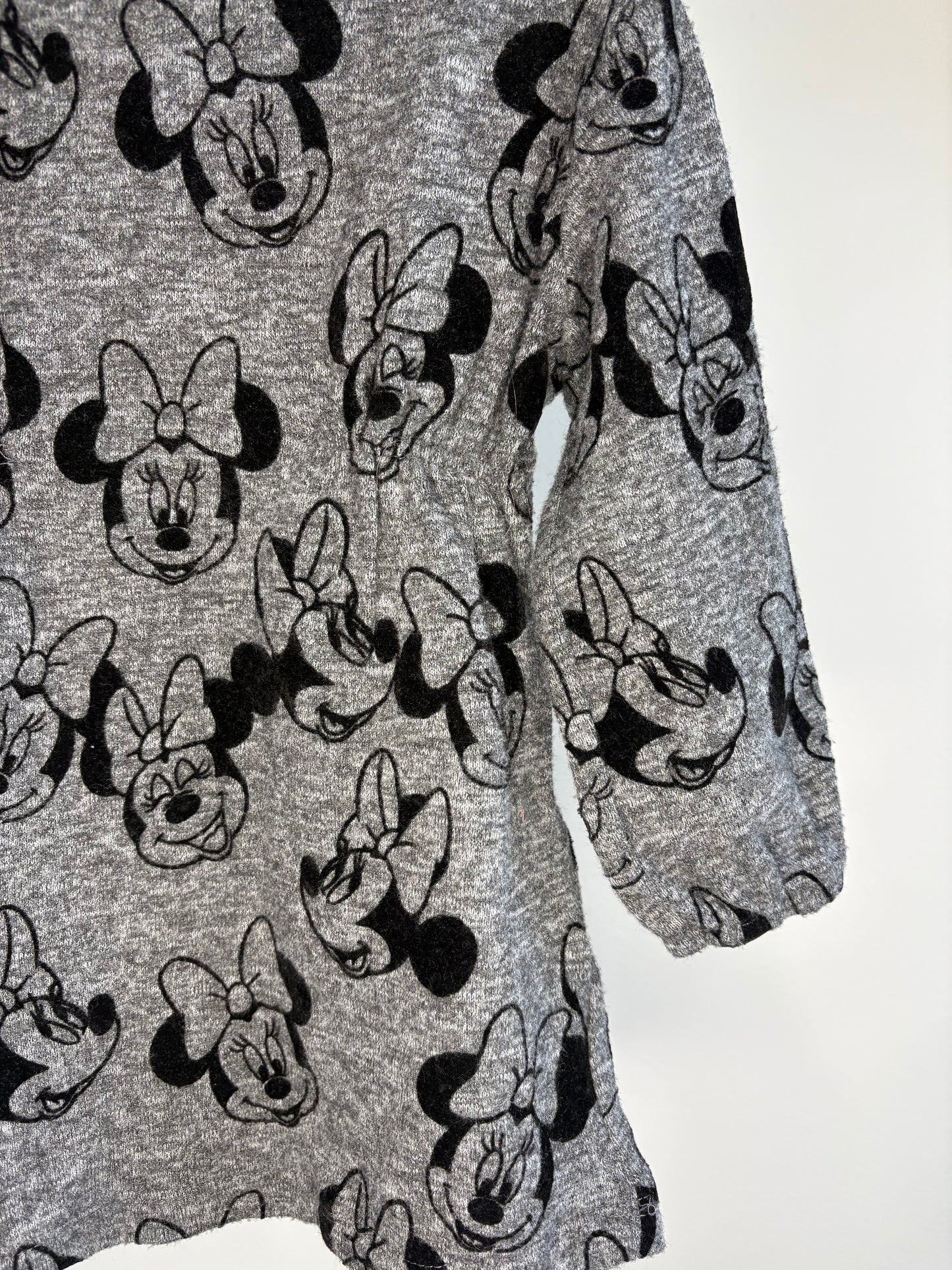 pre-loved :: 18-24M Grey/Black Minnie Set (fits big)