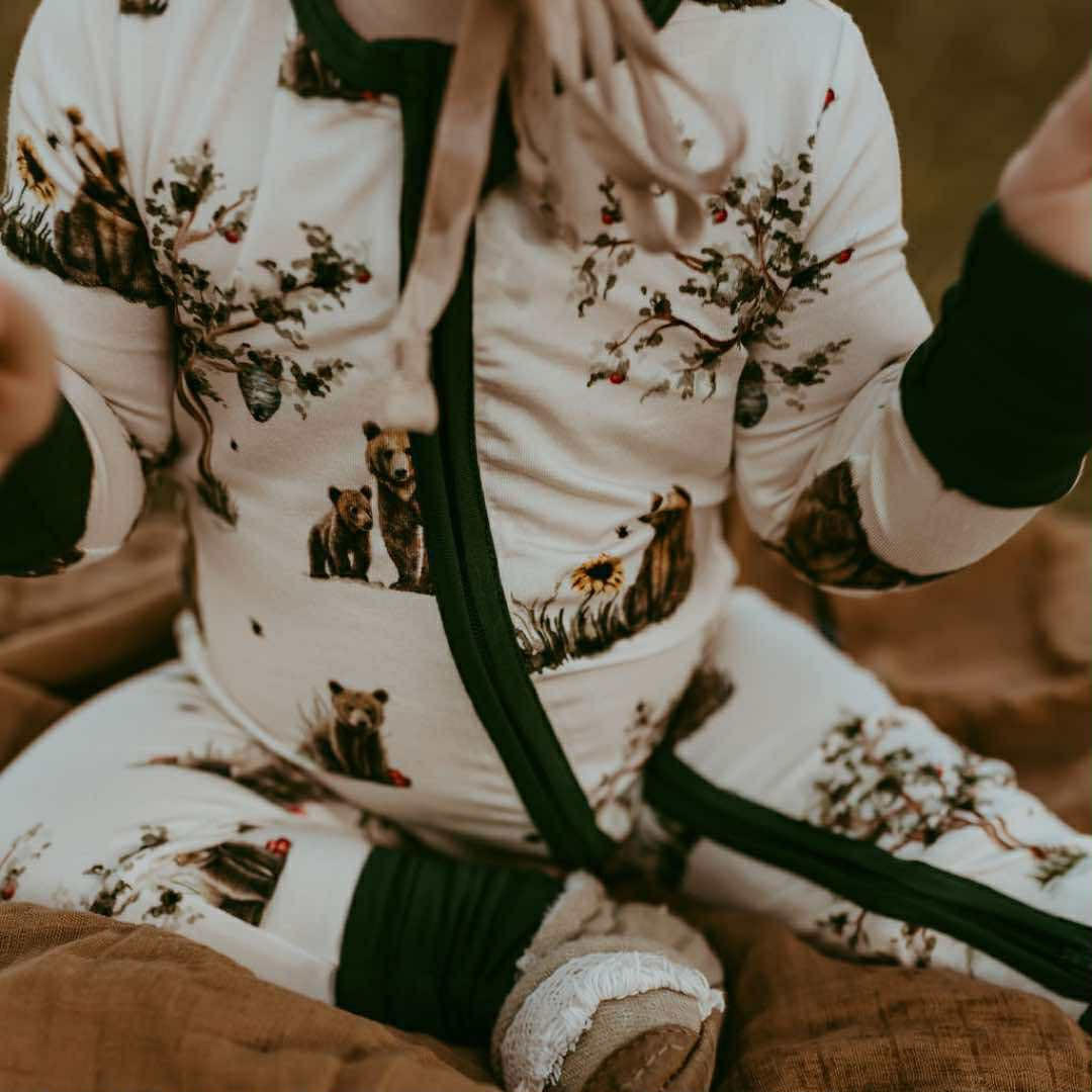 Bamboo Zipper Sleeper - Cubs