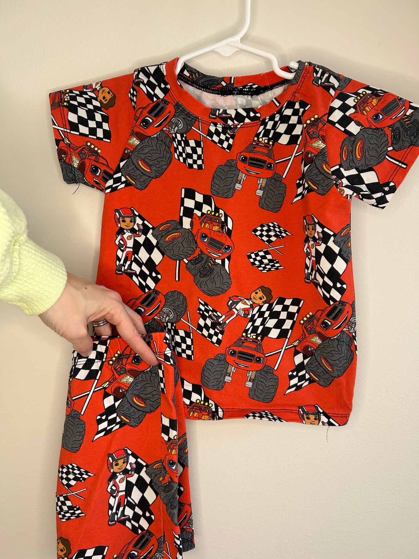 pre-loved :: 3-4T Blaze & The Monster Machines Short & Top Set by LLS Apparel
