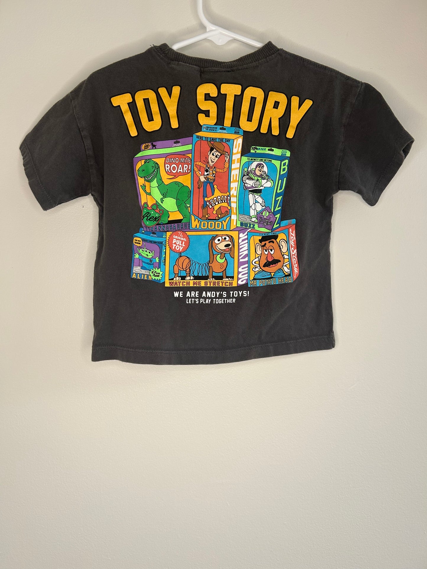 pre-loved :: 2T Grey Toy Story Tee by ZARA
