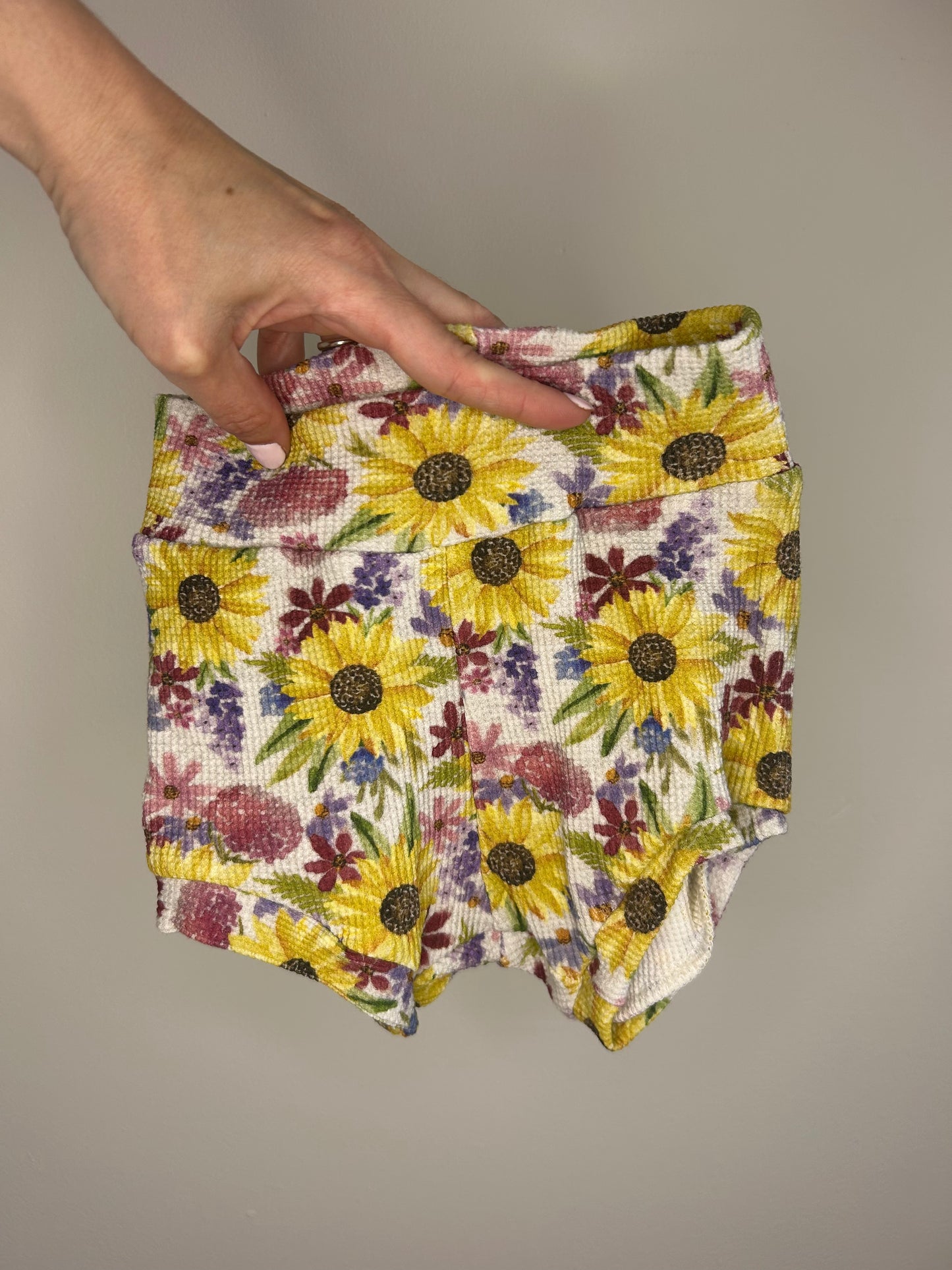 pre-loved :: 18-24M Sunflower Waffle Shorts