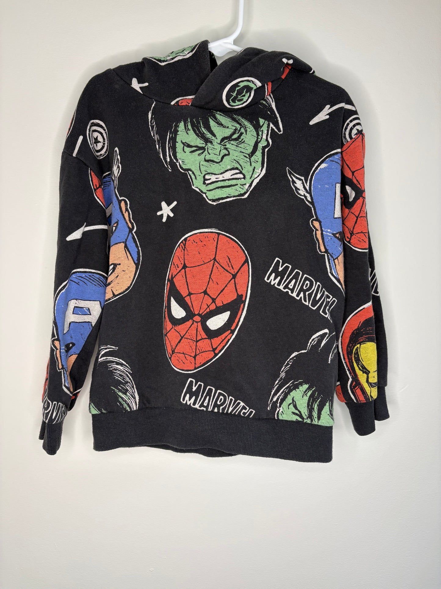 pre-loved :: 4-5T Grey Marvel Hoodie