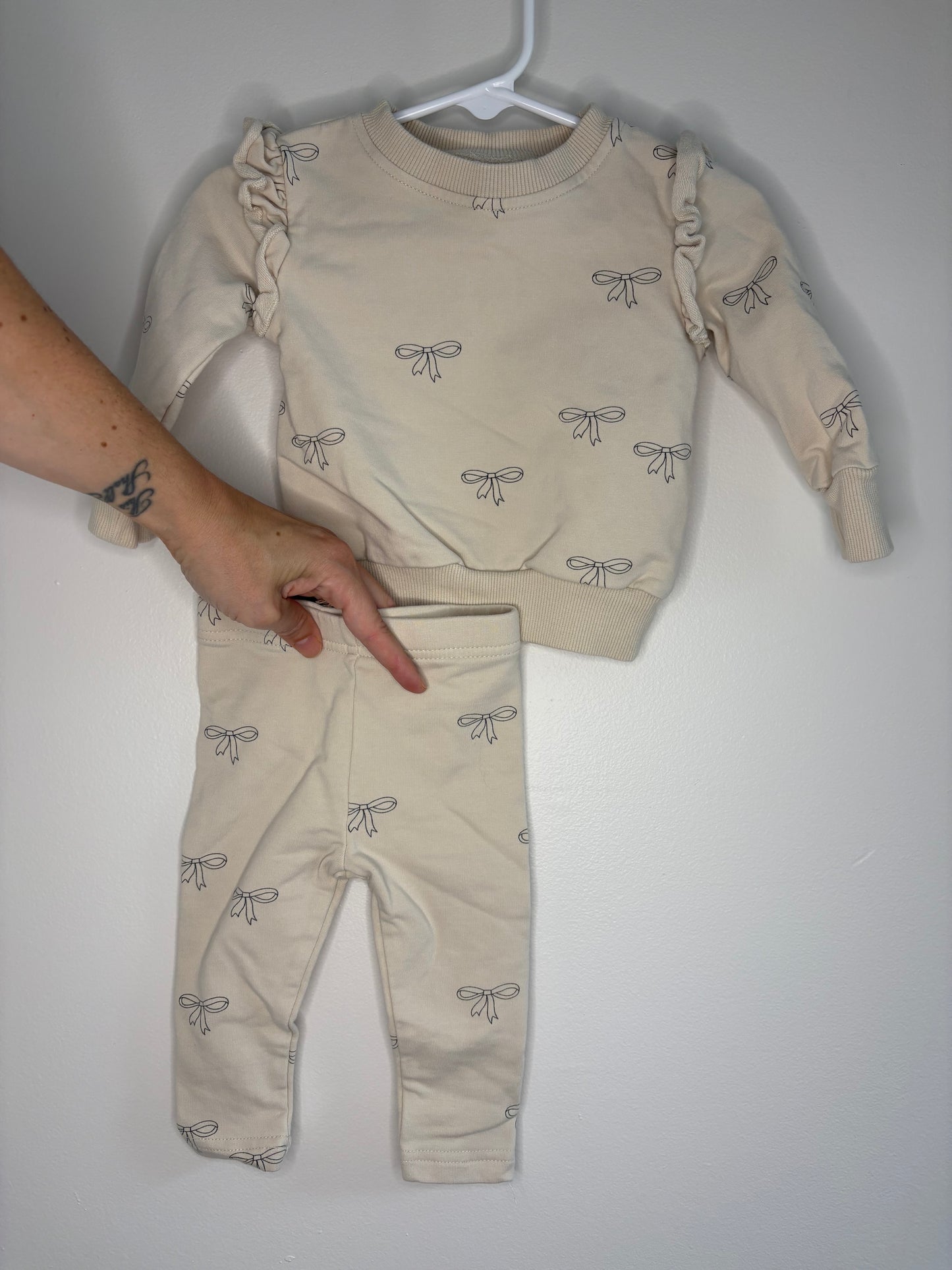 pre-loved :: 3-6M Bow Print Matching Set
