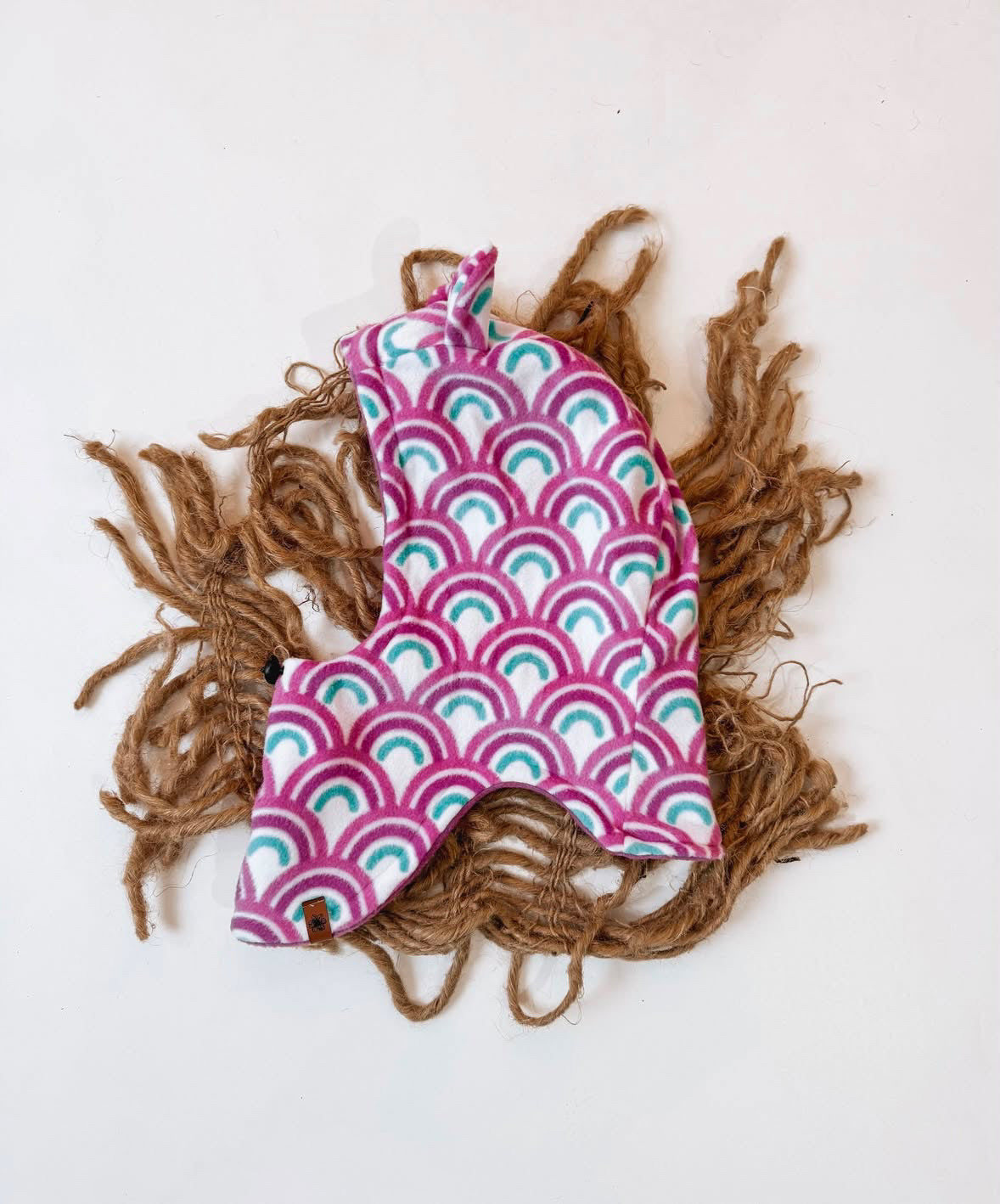 Snuggle Hood - Mulberry Arches