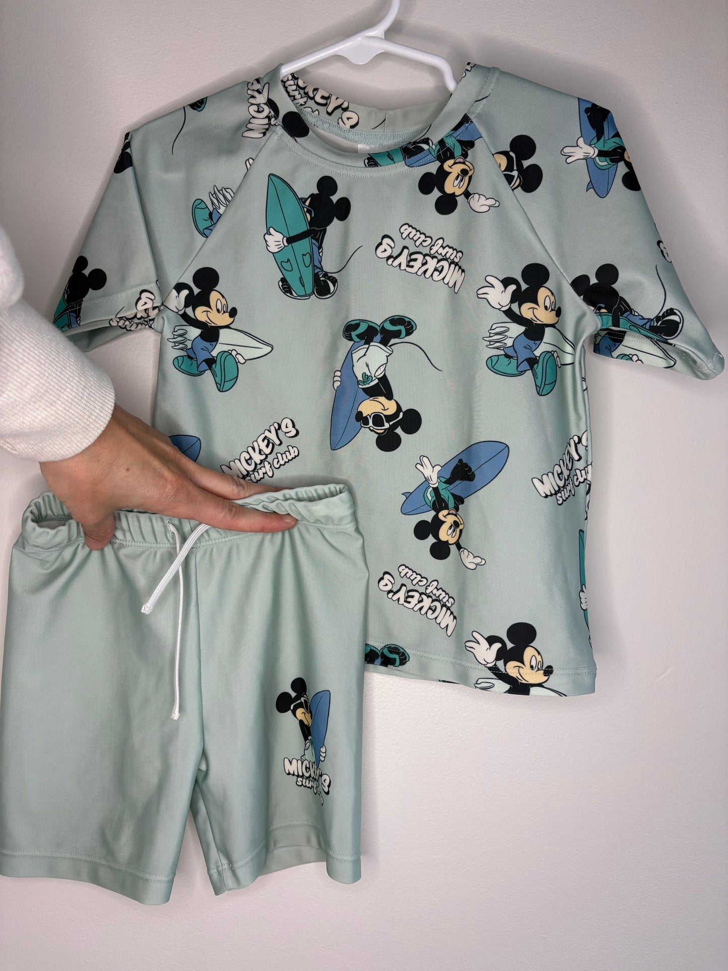 pre-loved :: 2T Mickey Mouse Swim Set