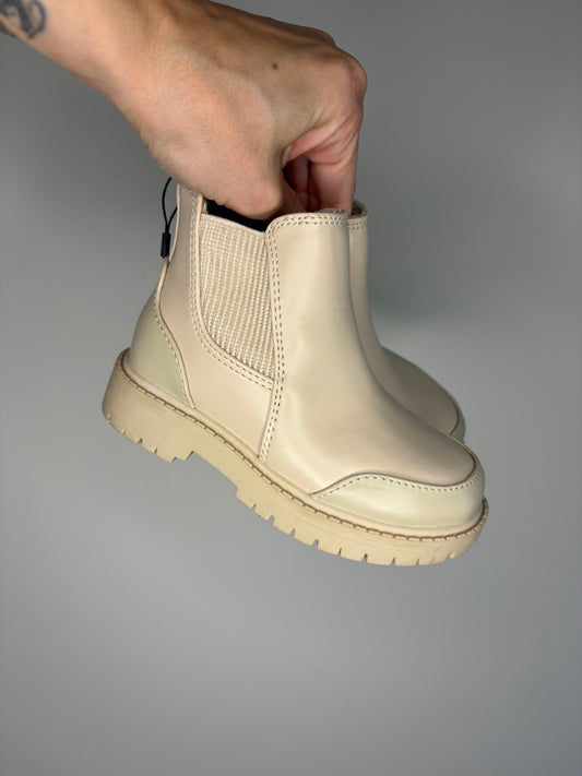 pre-loved :: Toddler 7 Chelsea Boots in Bone