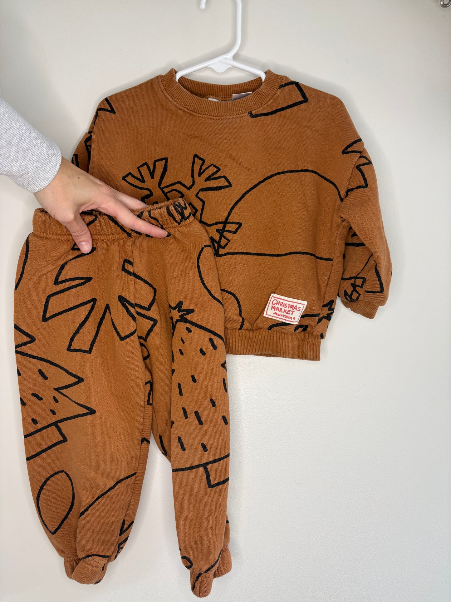 pre-loved :: 2-3T Christmas Market Set (fits small)