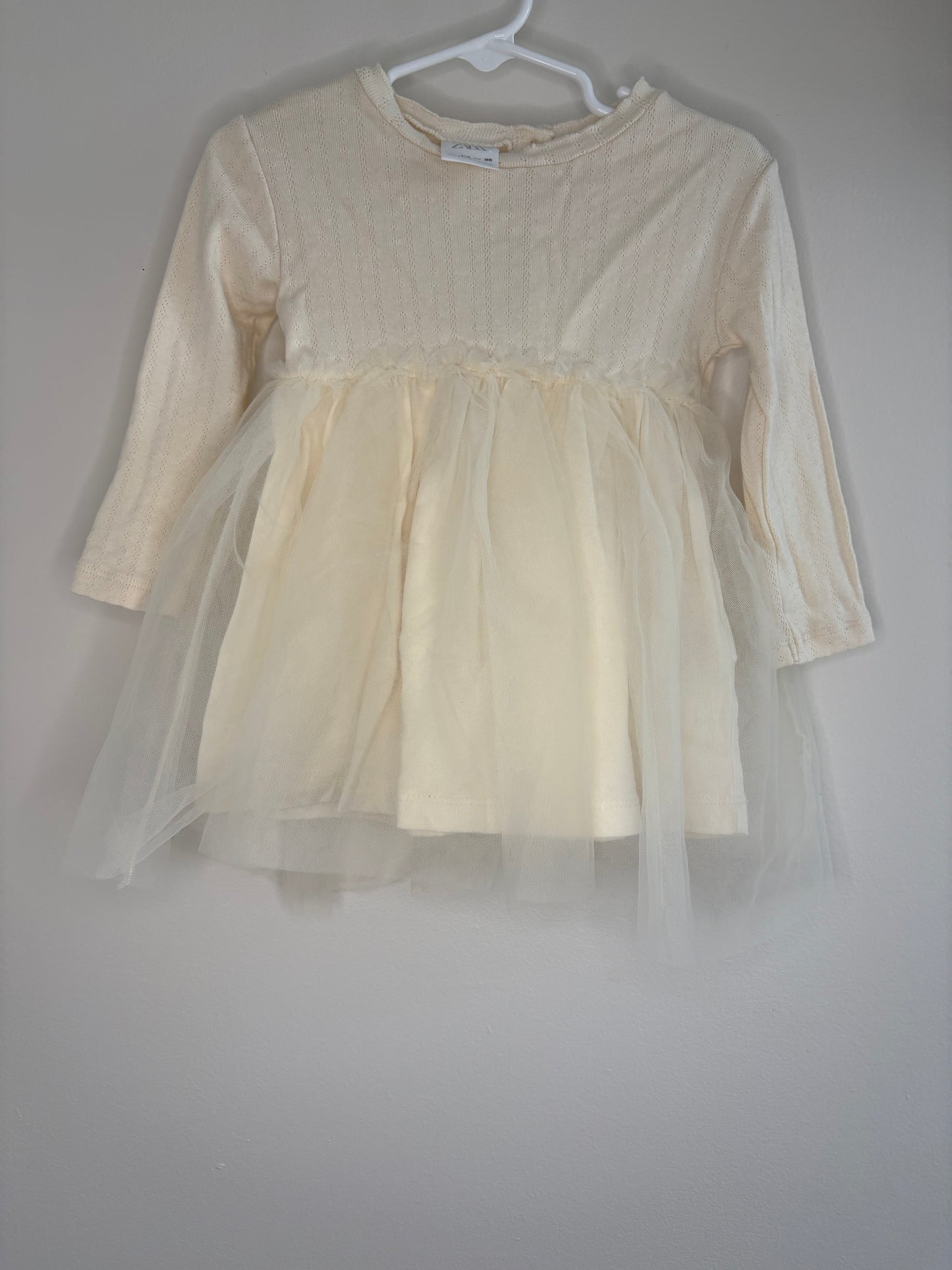 pre-loved :: 18M Cream Tulle Dress