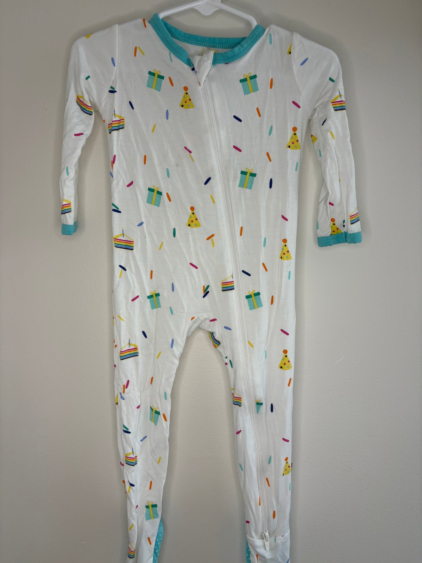 pre-loved :: 12-18M Birthday Bamboo Footie (GUC)