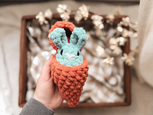 Hatching Bunny & Carrot