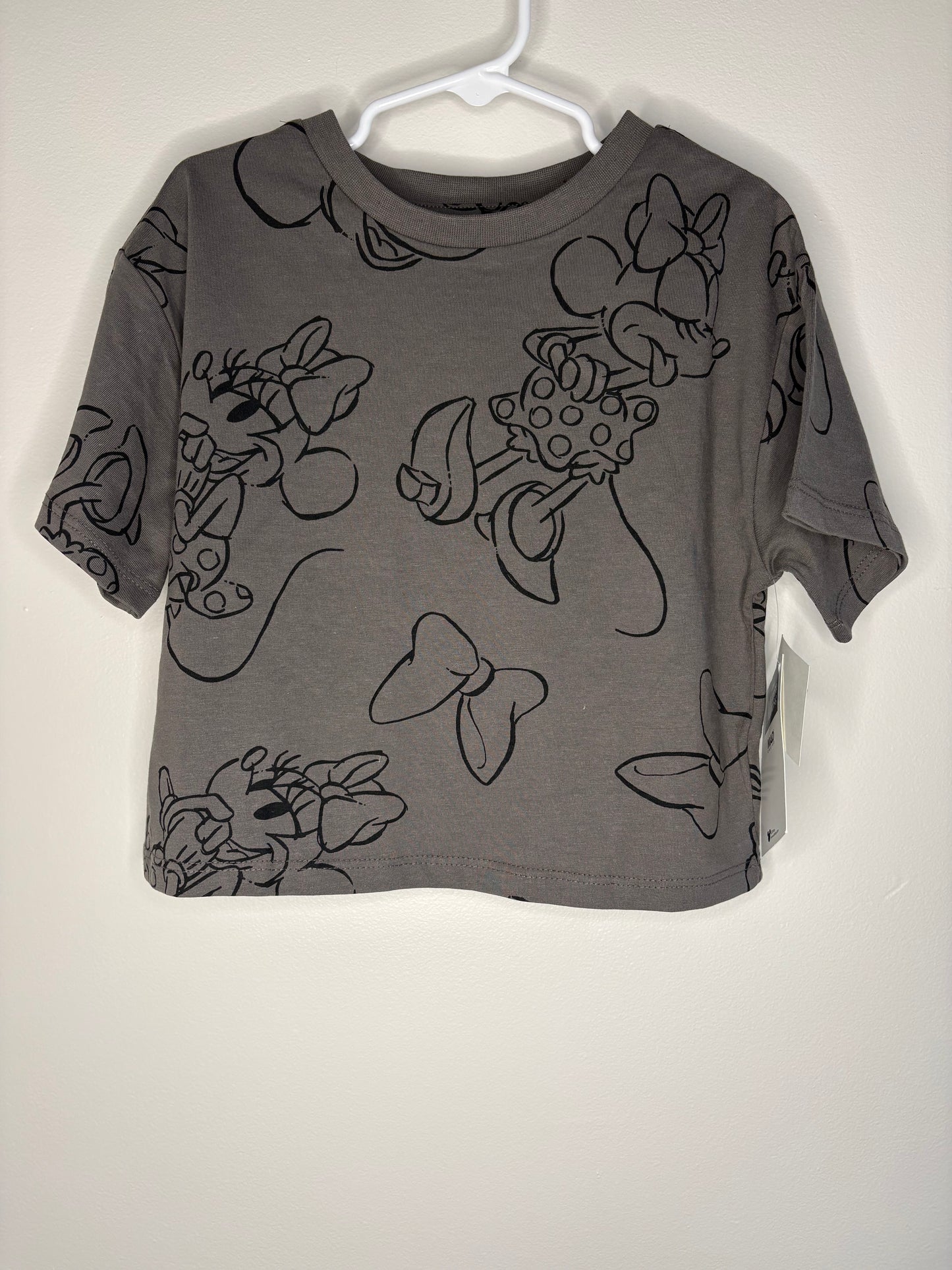 pre-loved :: 6Y Grey/Black Disney Tee (NWT)