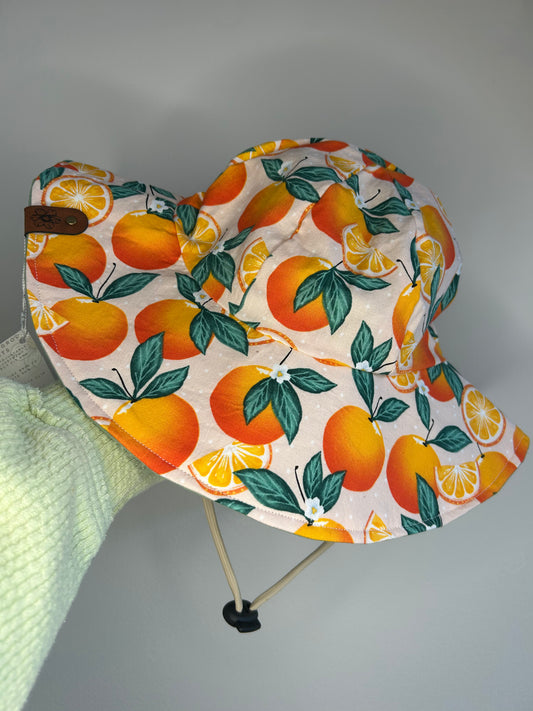 pre-loved :: Large (2-3T) NWT Orange Print Sun Hat by Mills & Mare