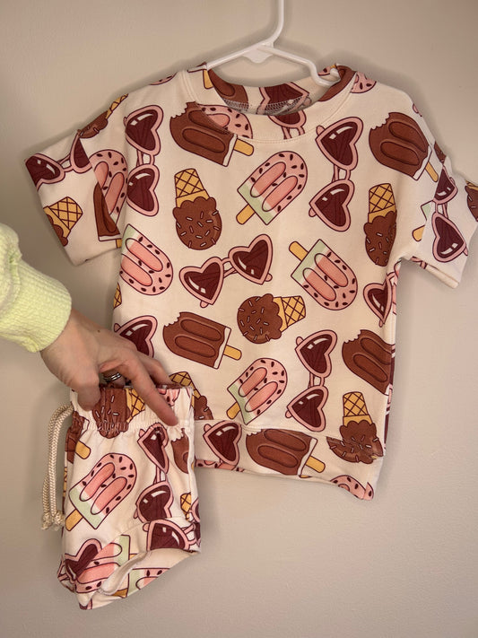 pre-loved :: 2T Ice Cream Short & Top Set by Dear Aspen