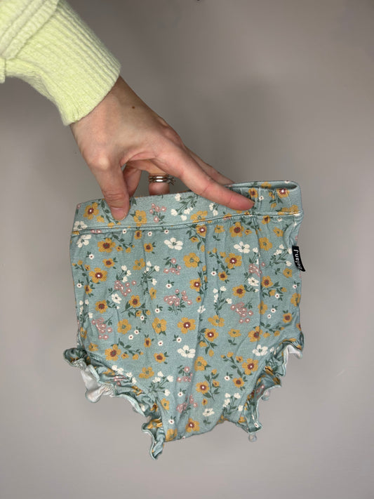 pre-loved :: 12-18M Bamboo Floral Bummies by Belan J.