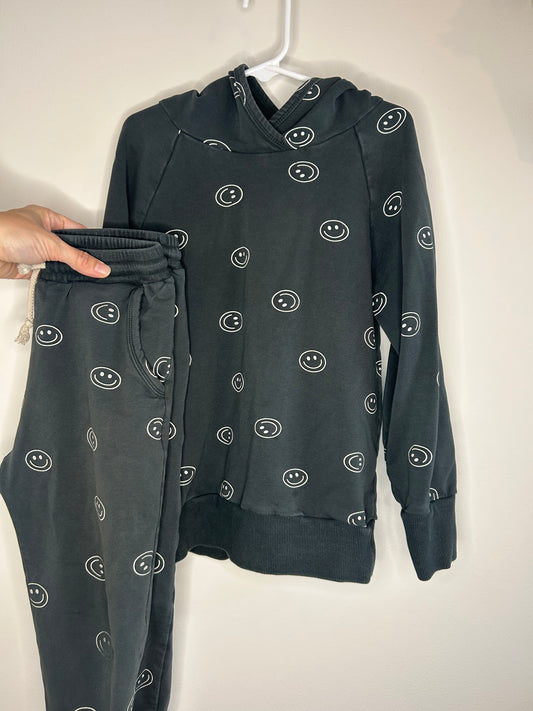 pre-loved :: 6Y Smiley Face Pant & Top Set (GUC)