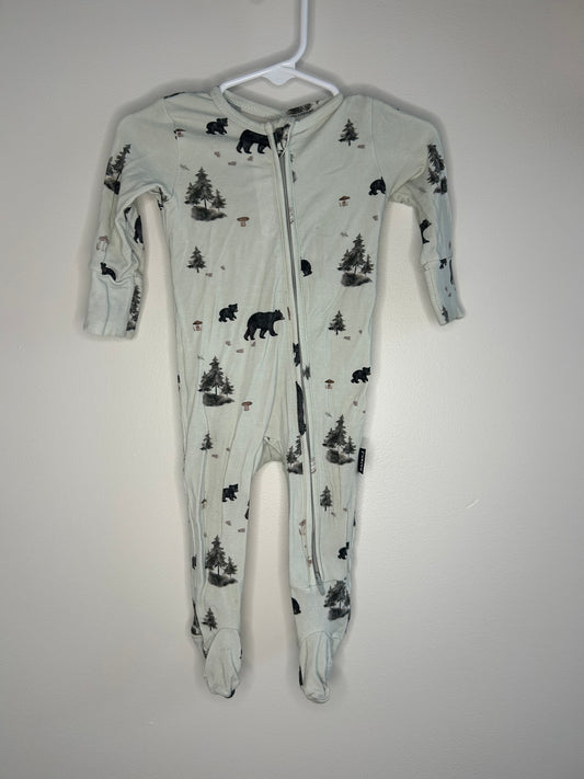 pre-loved :: 3-6M Winter Bears Bamboo Sleeper