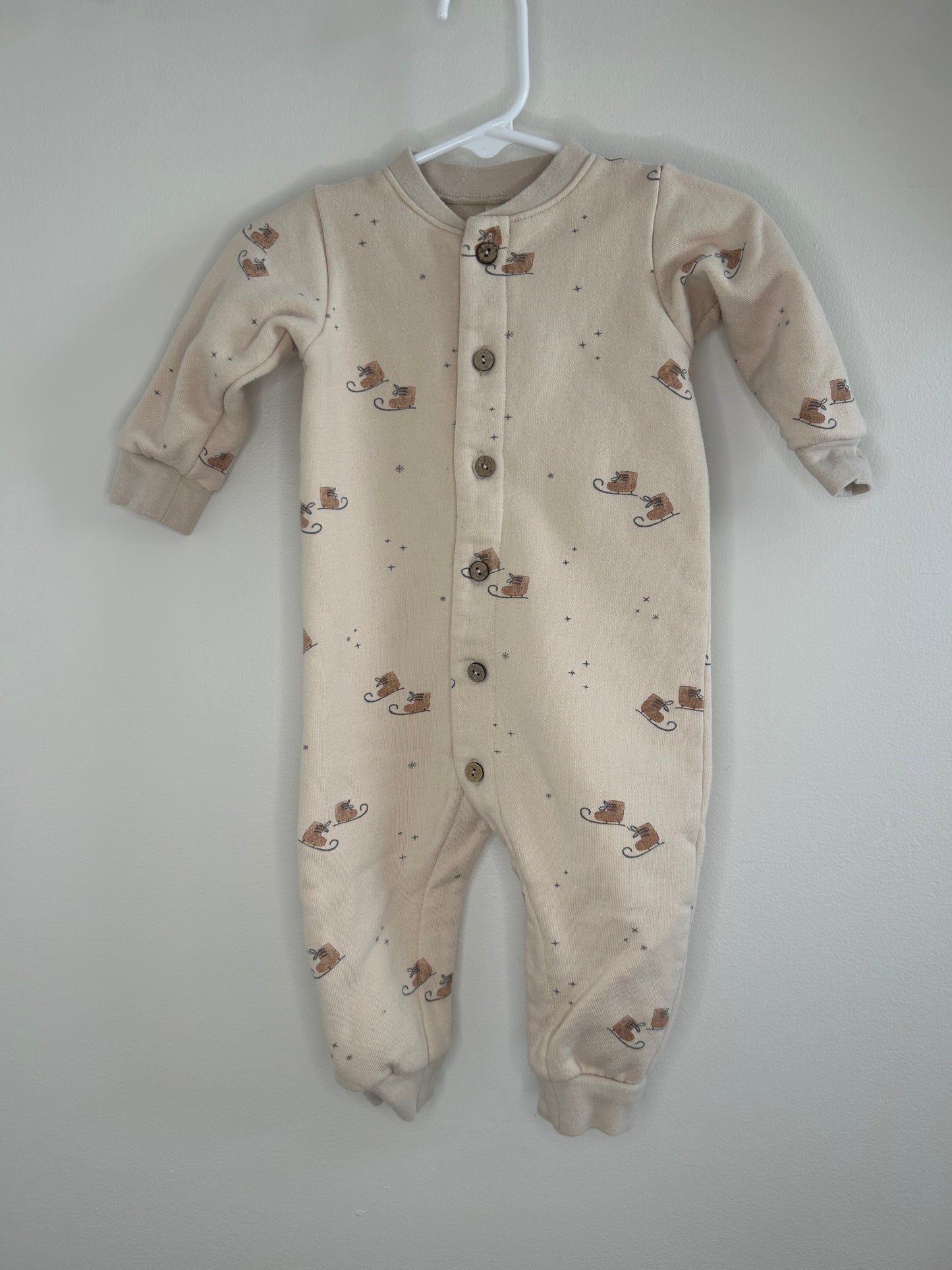 pre-loved :: 3-6M Winter Skates Romper