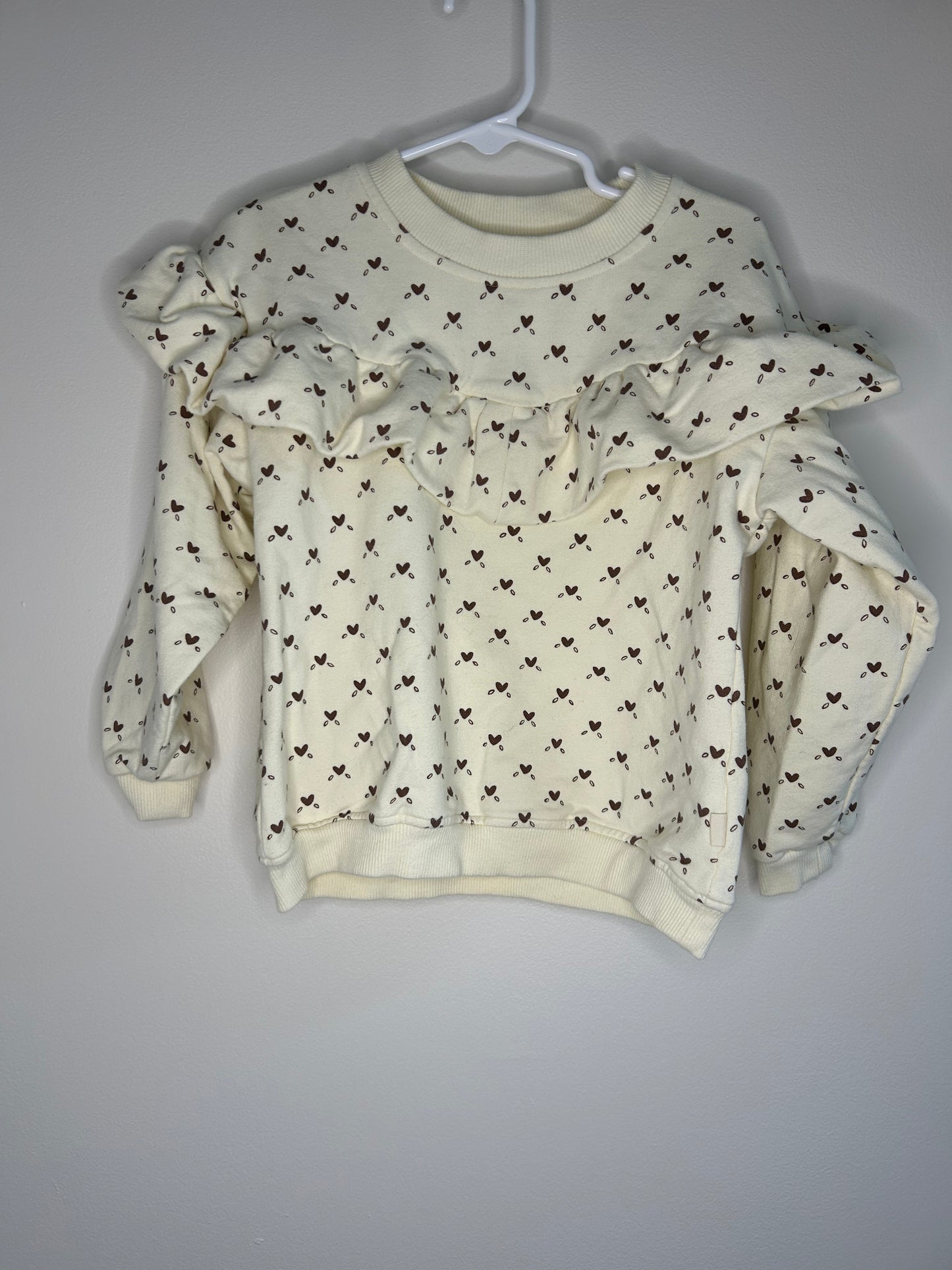 pre-loved :: 4-5T Heart Print Sweater