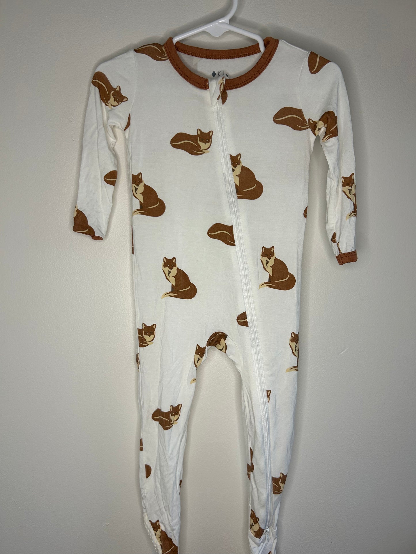 pre-loved :: 12-18M Fox Bamboo Footed Sleeper (EUC)