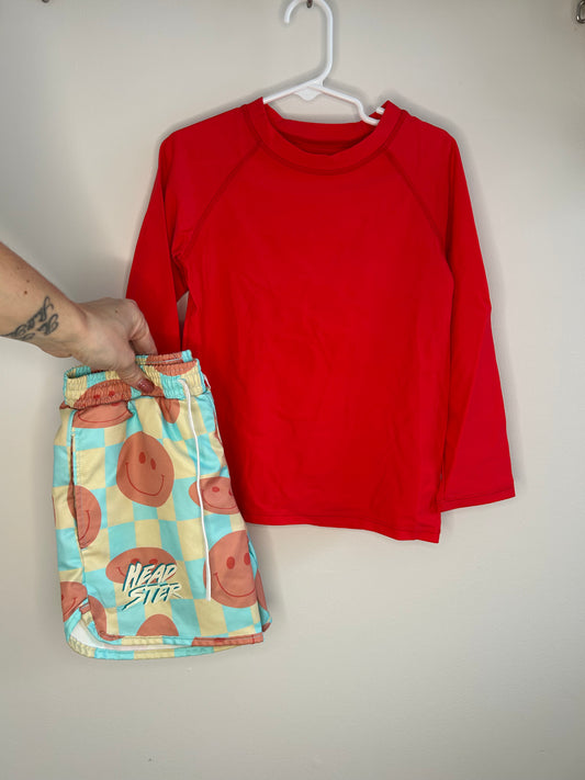 pre-loved :: 4-5T Smiley Swim Set