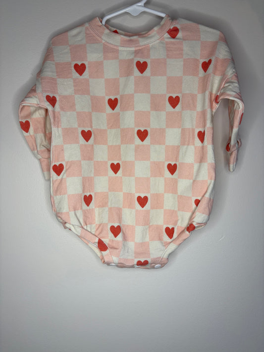pre-loved :: 6-12M Checkered Hearts Bubble Romper
