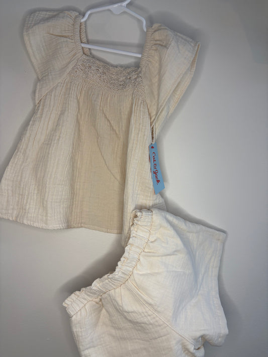 pre-loved :: 5T Neutral Muslin Short & Top Set (NWT)