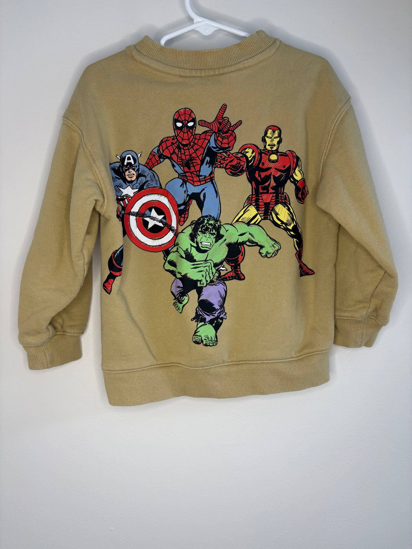 pre-loved :: 4-5T Marvel Heroes Crewneck