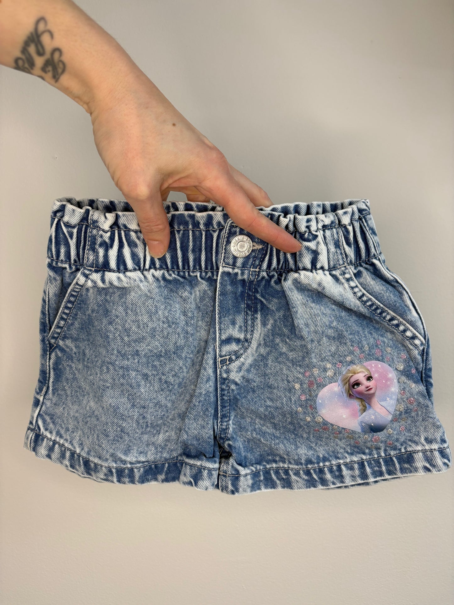 pre-loved :: 2-3T Frozen Denim Shorts